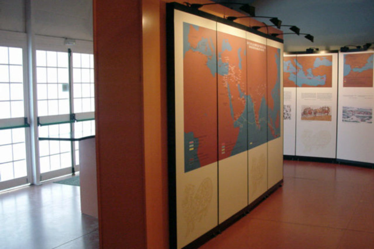 Scents Of Al-Andalus