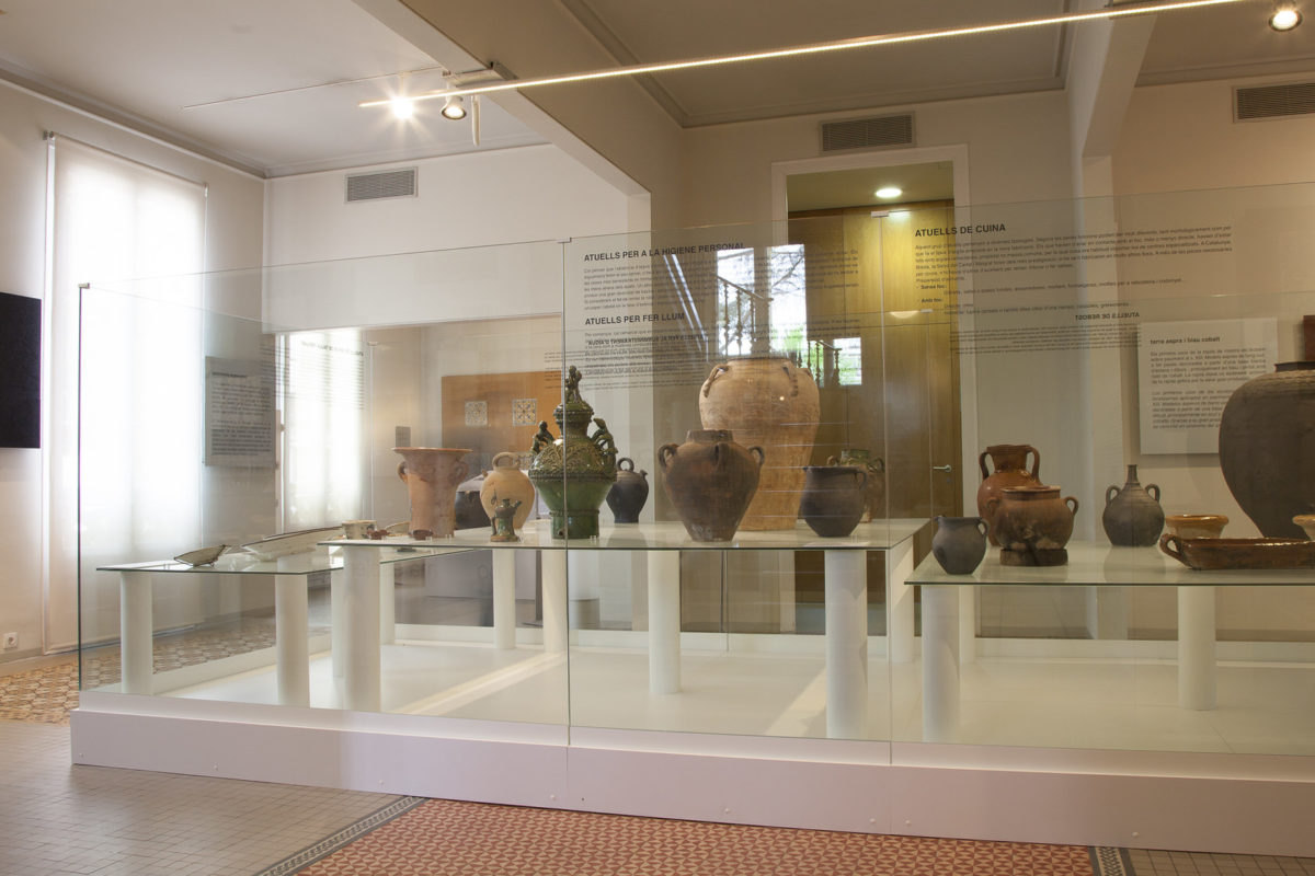 A Ceramic Houses 1714