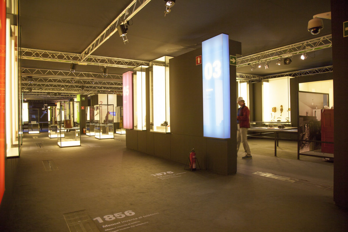 Communicating: From Smoke Signals To Satellites