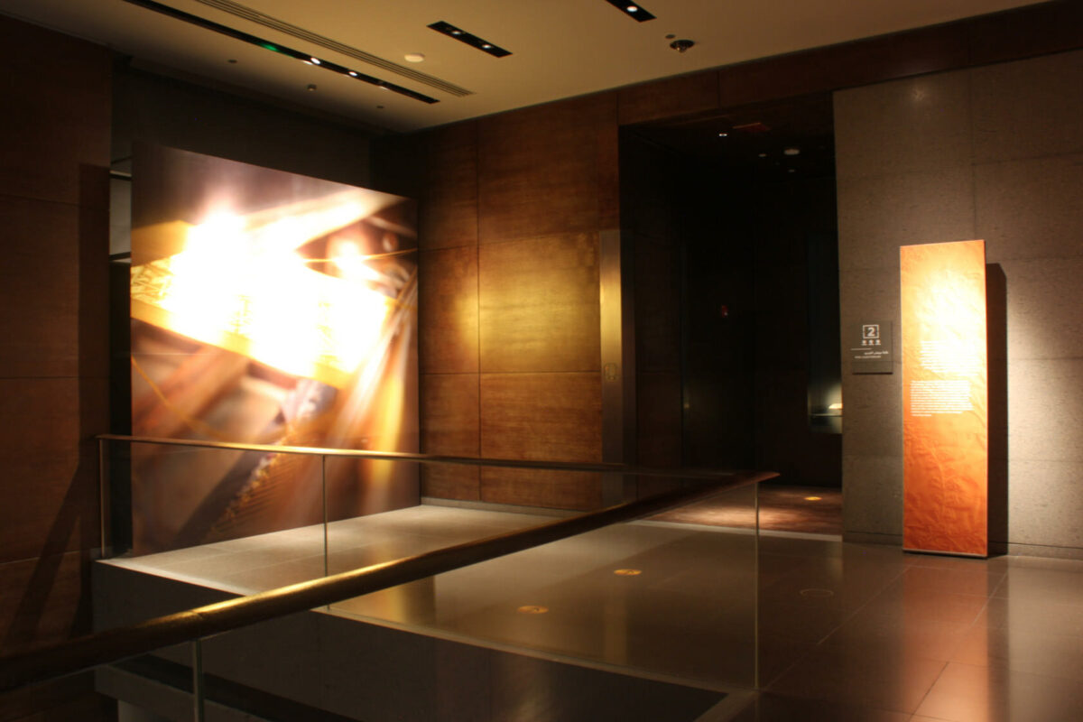 golden-spider-silk-02